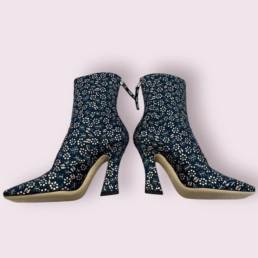 Fendi Floral Jacquard Boots - Picture 4 of 10